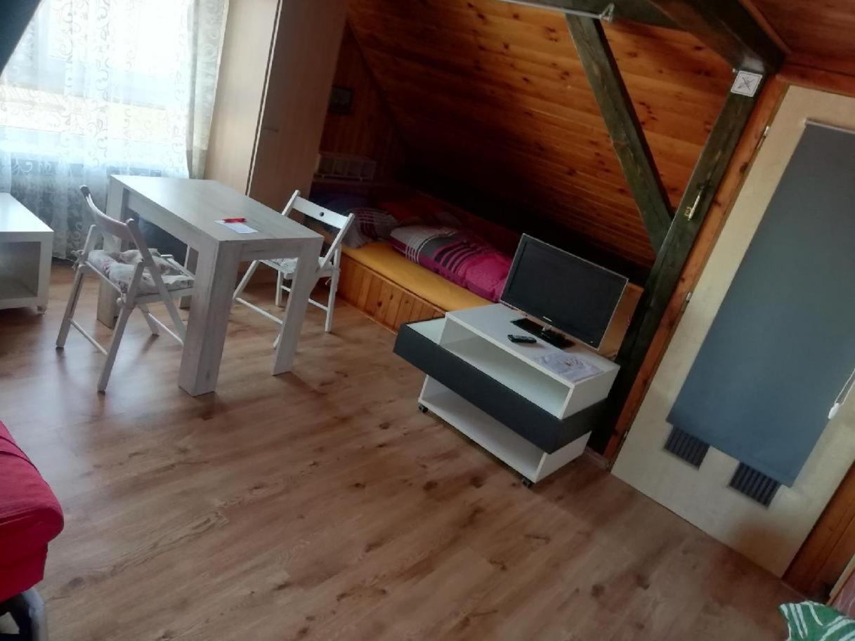 Suite Ohrada Prague Ngoại thất bức ảnh
